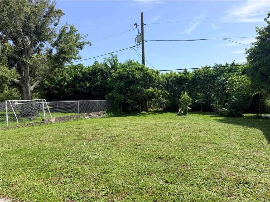 125 4th St, Naples, photo 14