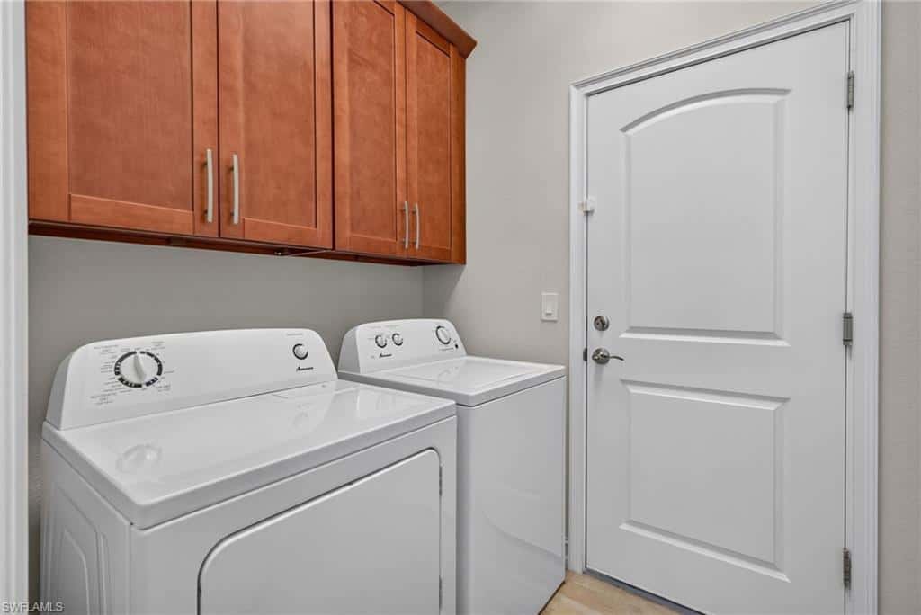 2115 30th Ter, Cape Coral, photo 23