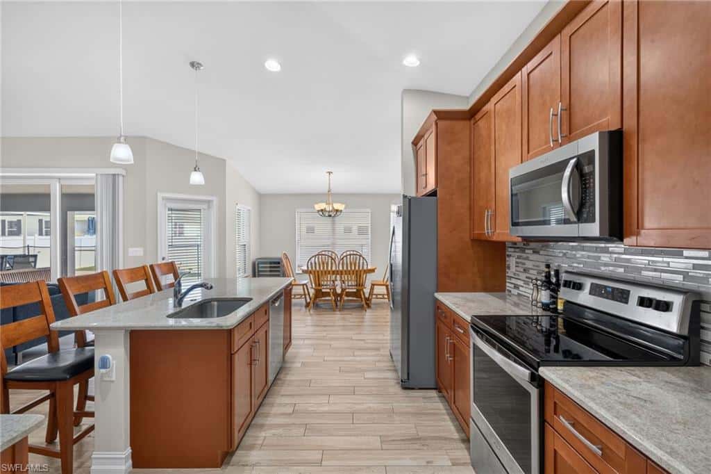 2115 30th Ter, Cape Coral, photo 7