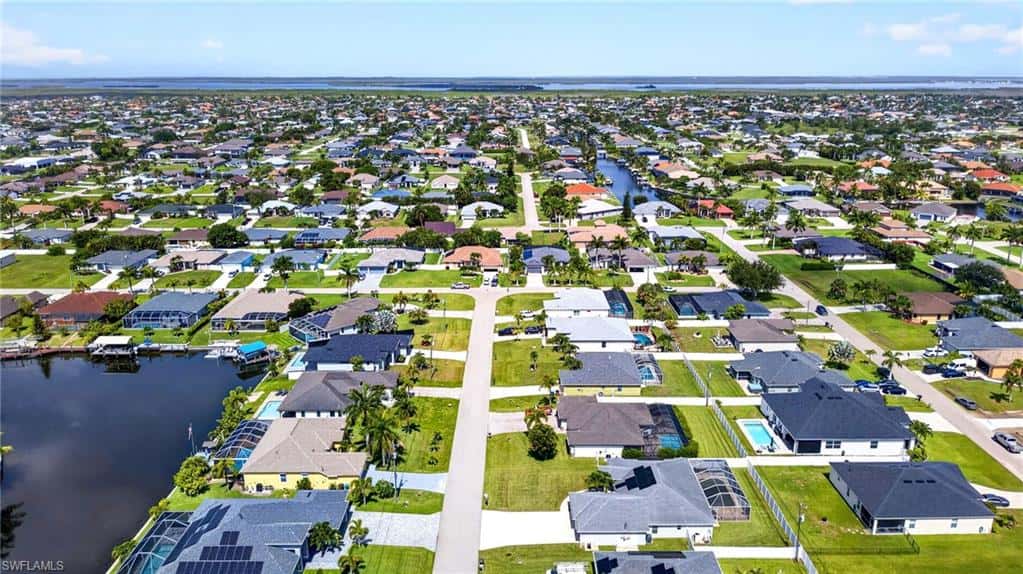 2115 30th Ter, Cape Coral, photo 32
