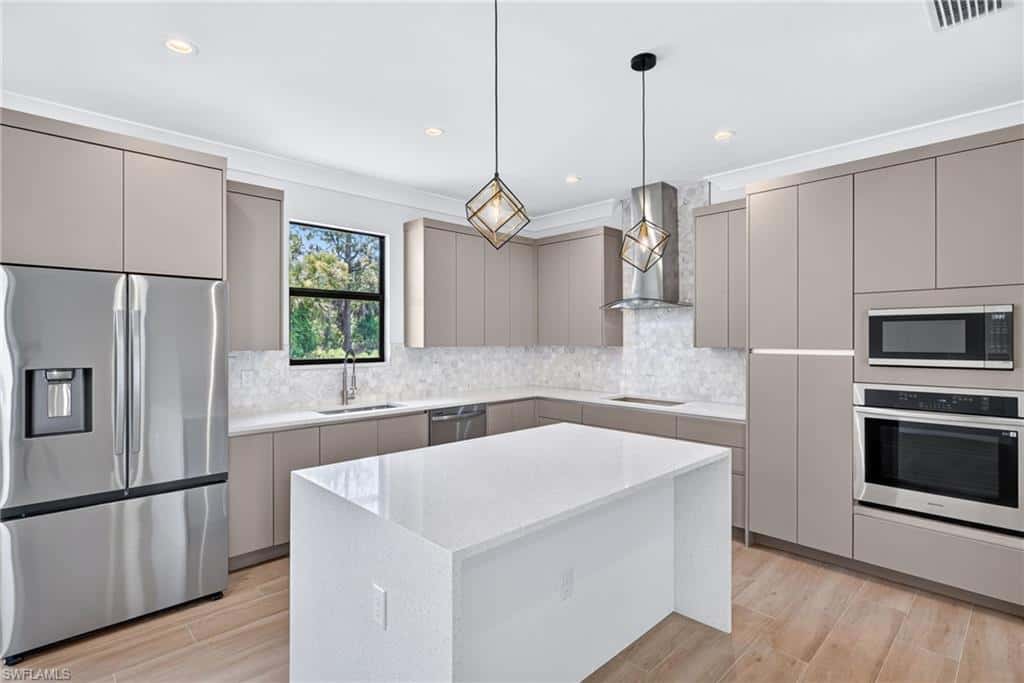 1867 Everglades Blvd, Naples, photo 12