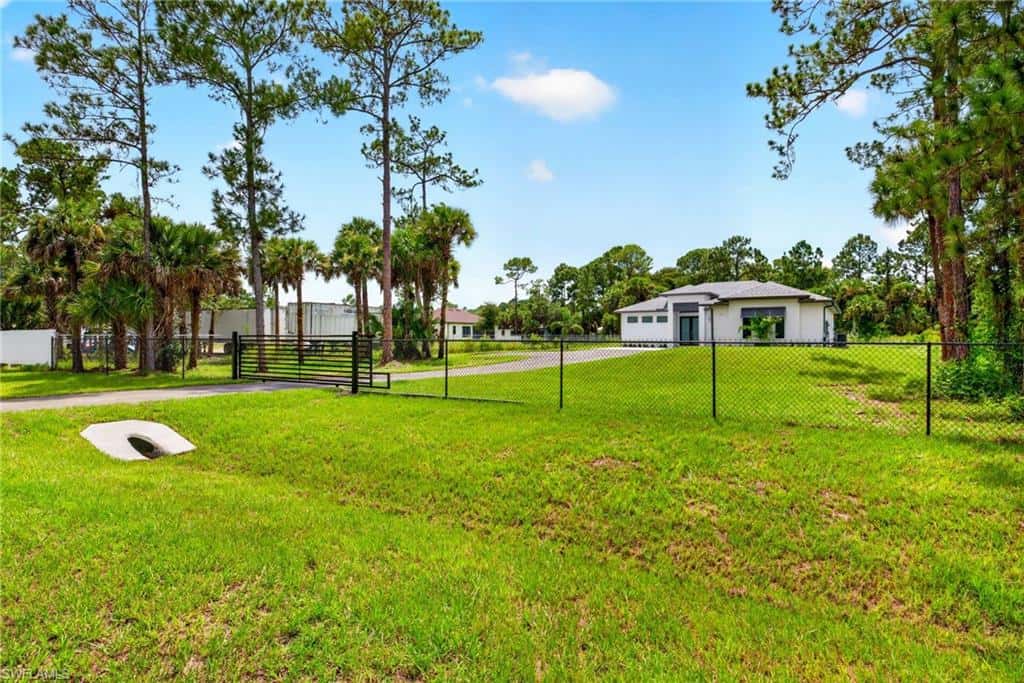 1867 Everglades Blvd, Naples, photo 33