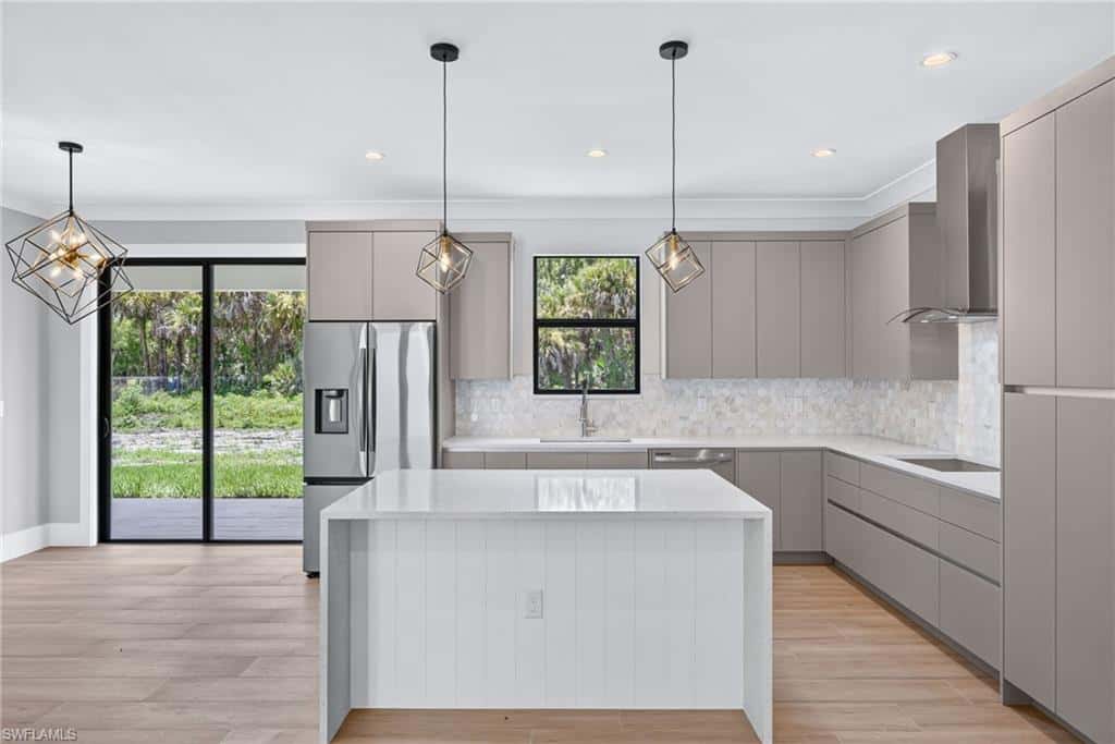 1867 Everglades Blvd, Naples, photo 11