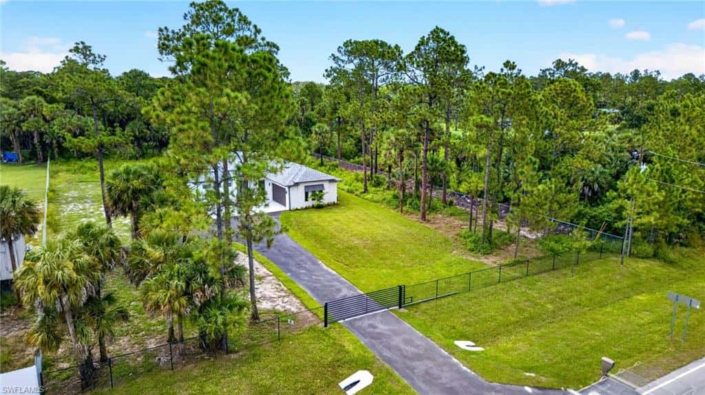 1867 Everglades Blvd, Naples, photo 35