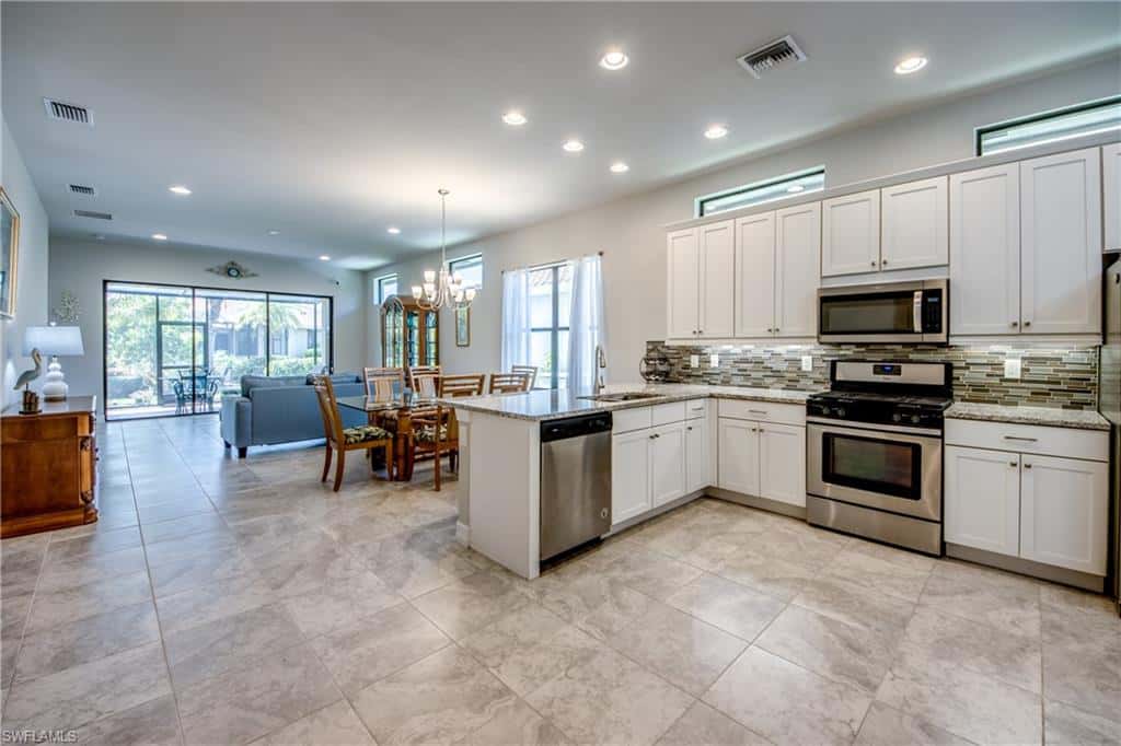 15321 Cortona Way, Fort Myers, photo 5