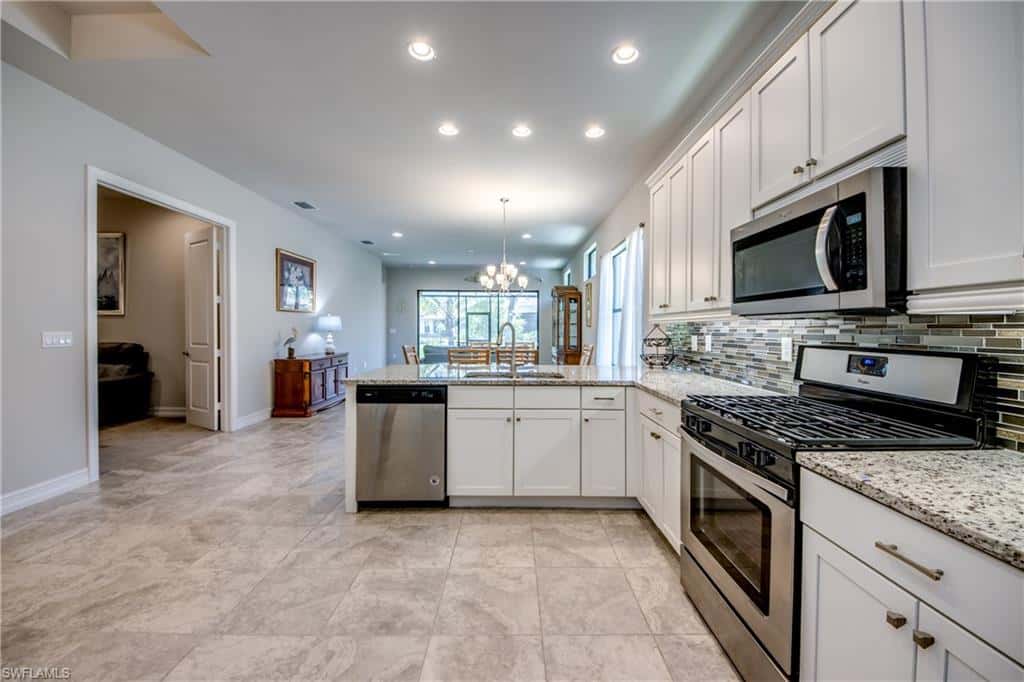 15321 Cortona Way, Fort Myers, photo 9