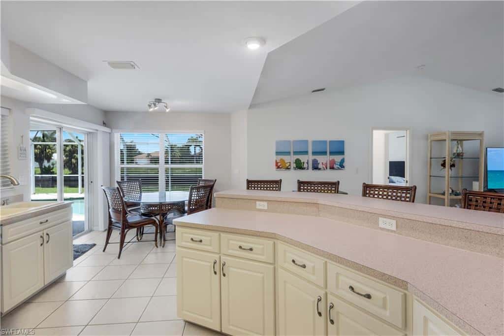 2526 19th Pl, Cape Coral, photo 17
