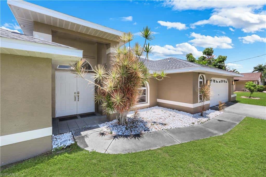 2526 19th Pl, Cape Coral, photo 4