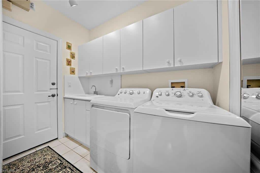 973 Tierra Lago Way, Naples, photo 27