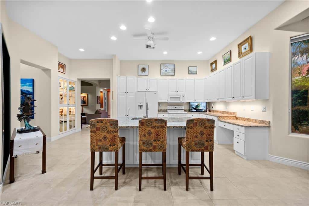 973 Tierra Lago Way, Naples, photo 8