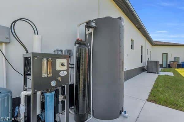 2500 2nd St, Lehigh Acres, photo 42