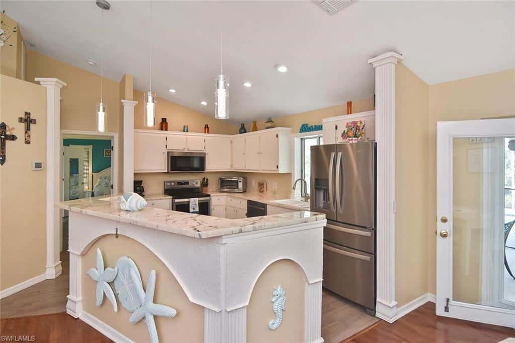 18674 Spruce Dr, Fort Myers, photo 7
