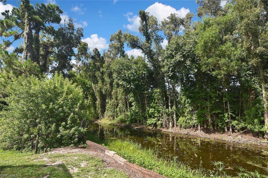 18674 Spruce Dr, Fort Myers, photo 29