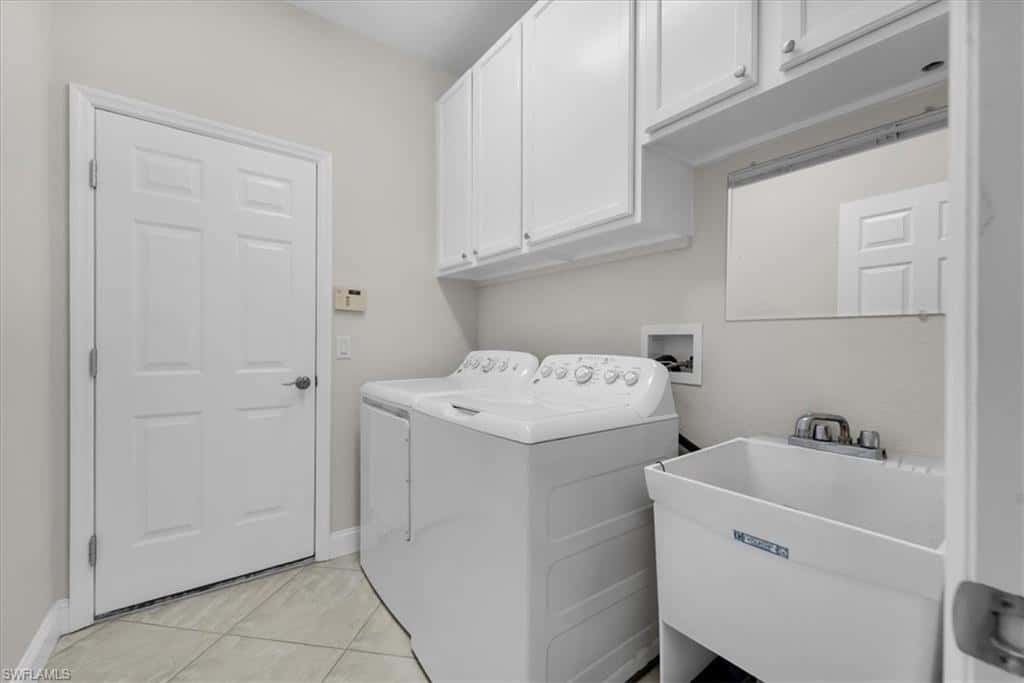 1157 32nd Ter, Cape Coral, photo 33