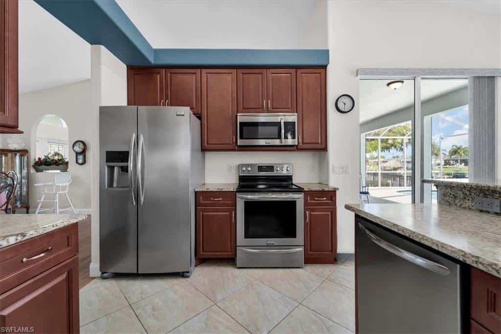 1157 32nd Ter, Cape Coral, photo 15