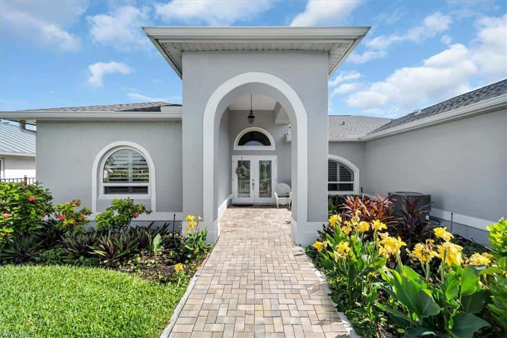 1157 32nd Ter, Cape Coral, photo 4