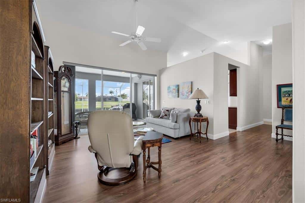 1157 32nd Ter, Cape Coral, photo 8