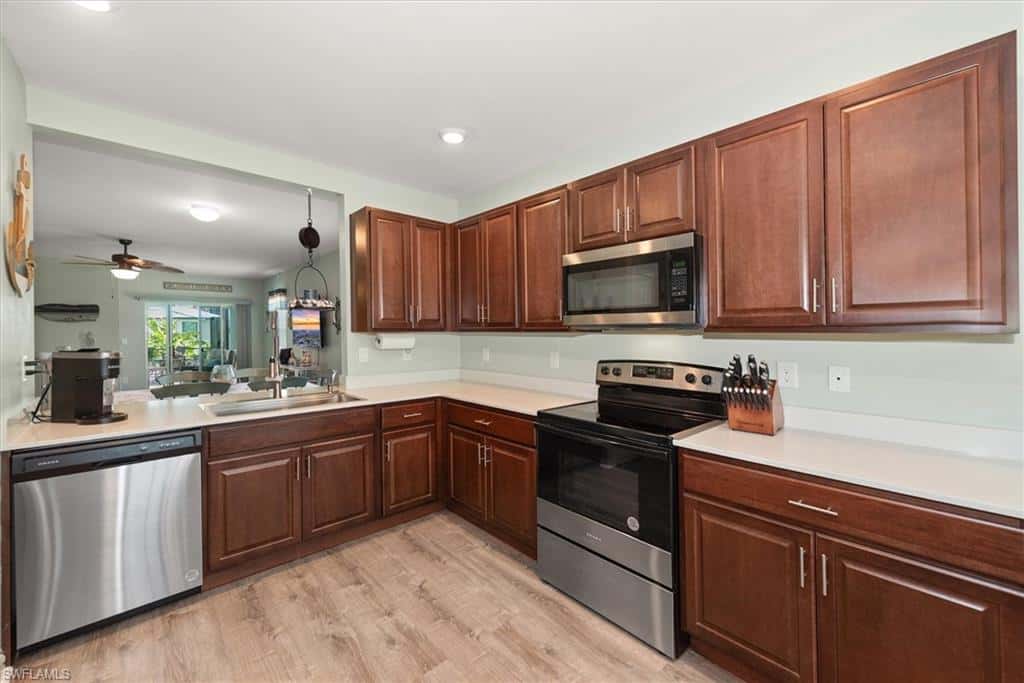 2805 4th Ter, Cape Coral, photo 4