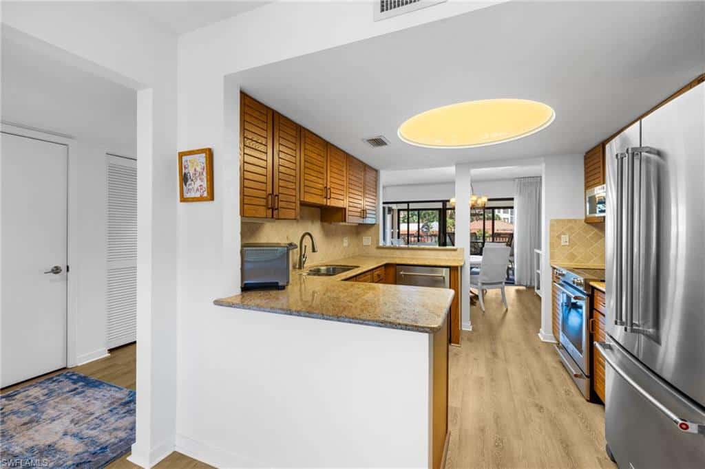 6710 Pelican Bay Blvd #422, Naples, photo 10