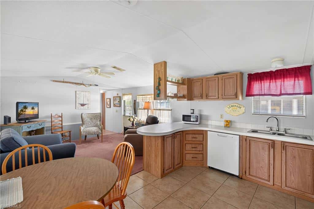 10451 Wales Loop, Bonita Springs, photo 7