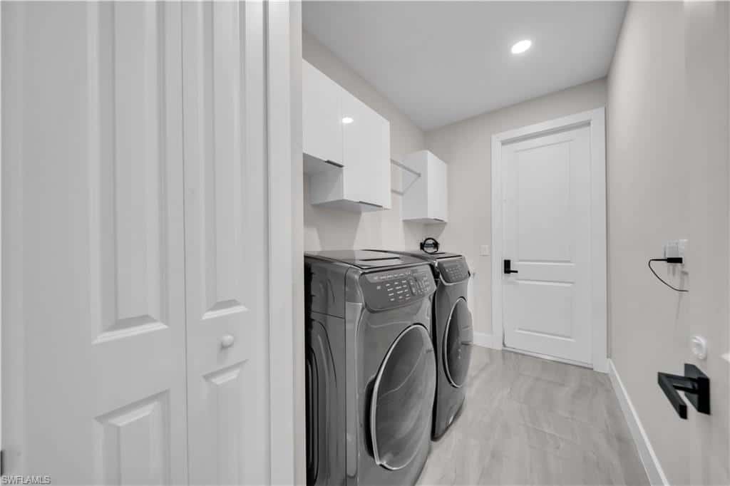1600 1st St, Cape Coral, photo 39