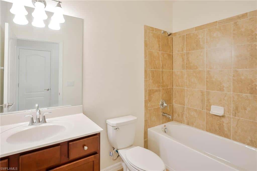 9215 Shadow Oak Ln, Naples, photo 21