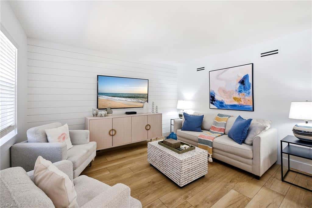 980 7th Ave #204, Naples, photo 6