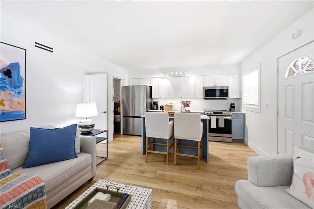 980 7th Ave #204, Naples, photo 10