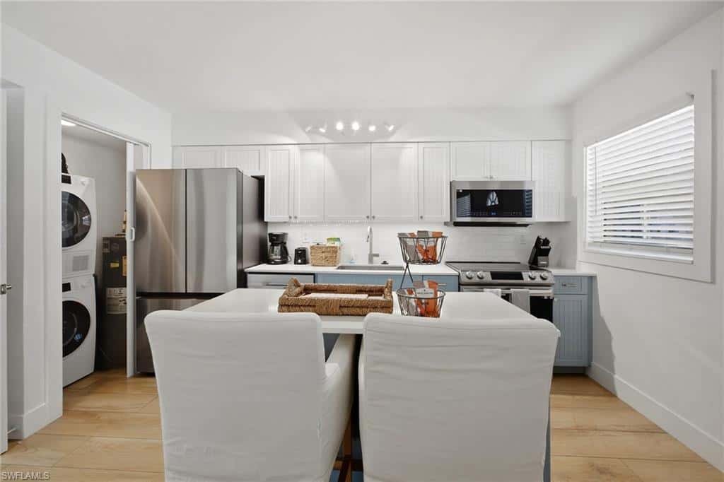 980 7th Ave #204, Naples, photo 11