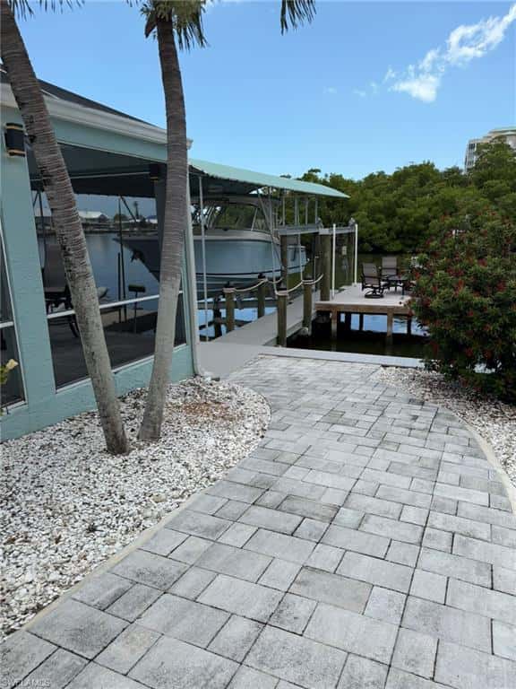 243 Estrellita Dr, Fort Myers Beach, photo 12