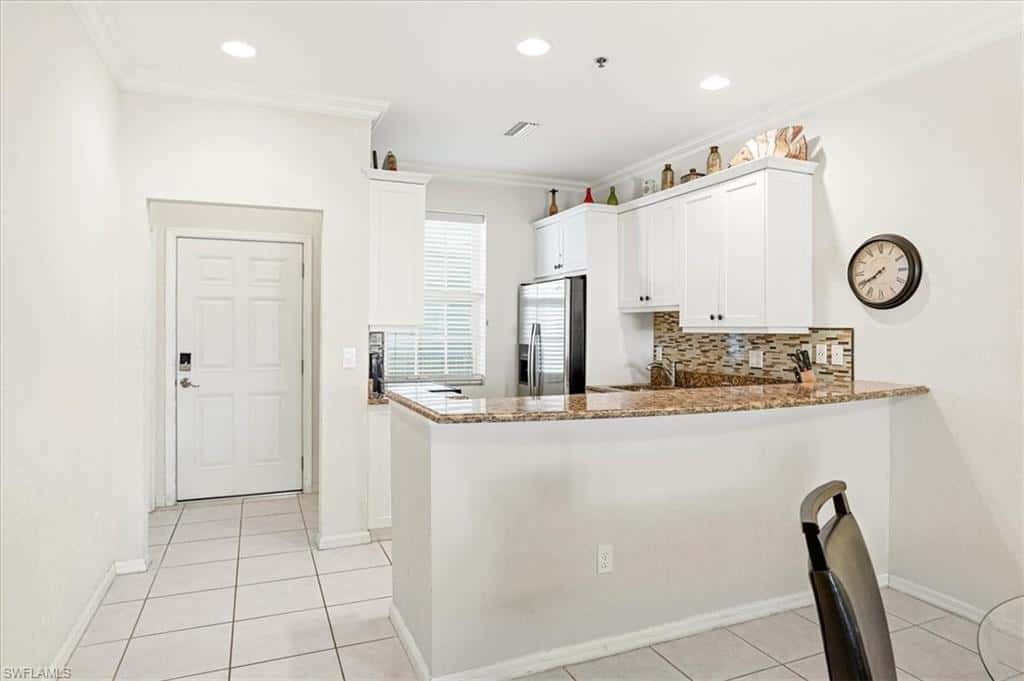 140 Palm St #207, Marco Island, photo 4