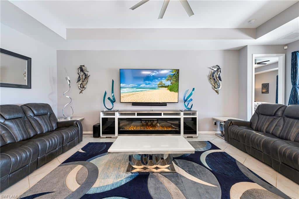 1262 Gator Cir, Cape Coral, photo 8