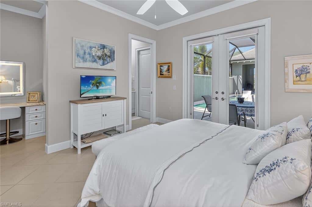 6387 Warwick Ave, Naples, photo 30