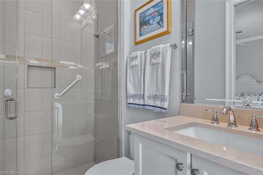 6387 Warwick Ave, Naples, photo 31