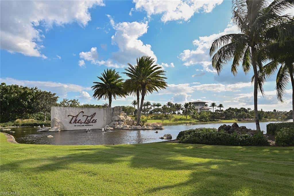 6387 Warwick Ave, Naples, photo 39