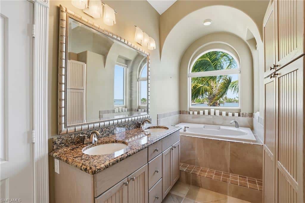 266 Curlew St, Fort Myers Beach, photo 35