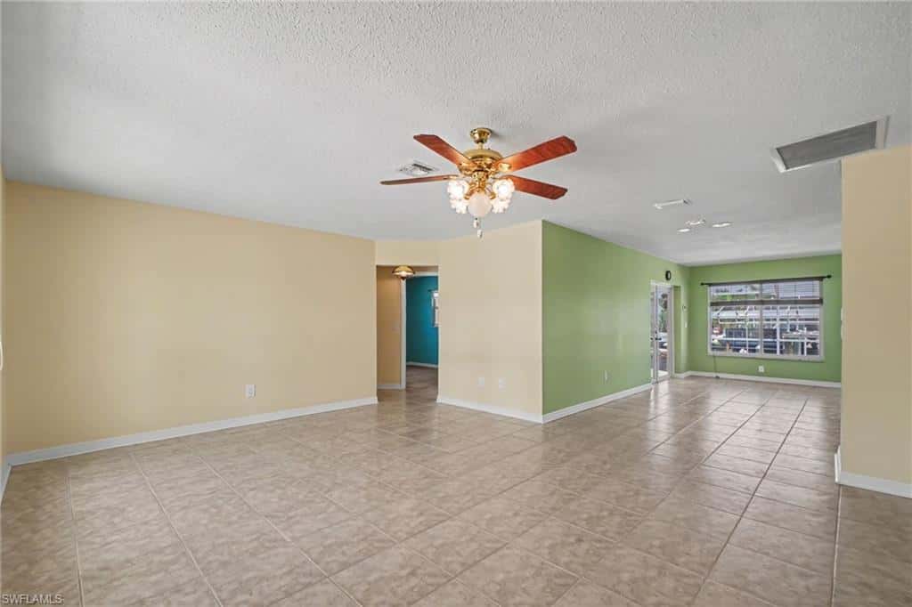 2456 Sycamore St, St. James City, photo 5