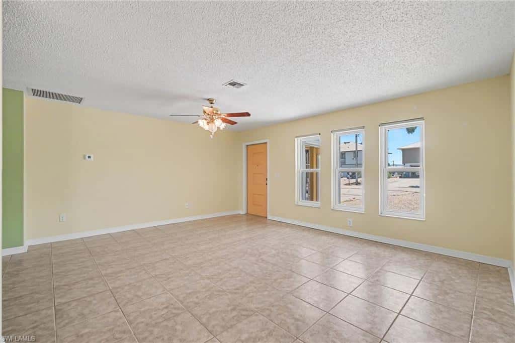 2456 Sycamore St, St. James City, photo 4