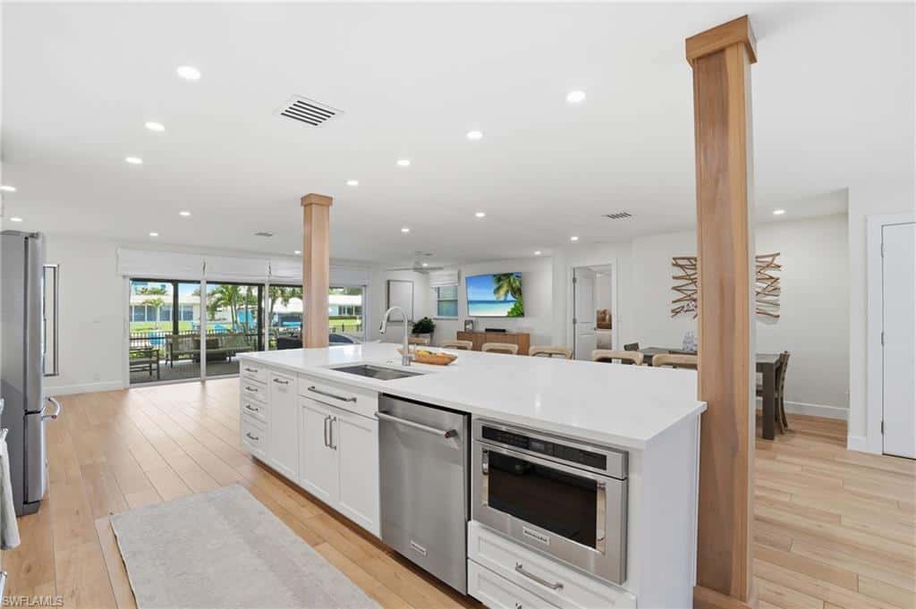 405 Prather Dr, Fort Myers, photo 8