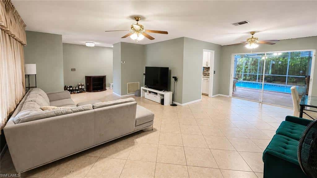 5535 Winkler Rd, Fort Myers, photo 7