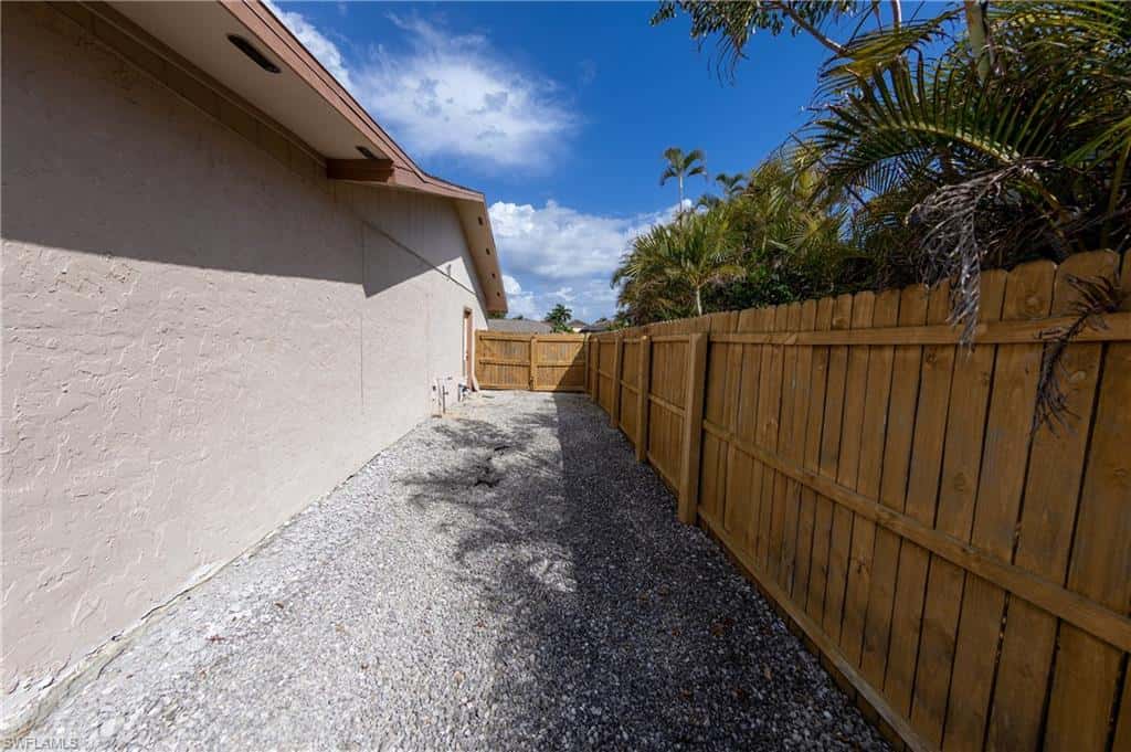 188 Gulfstream St, Marco Island, photo 25