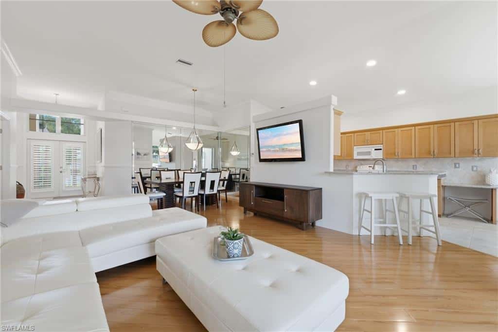 14846 Crescent Cove Dr, Fort Myers, photo 6