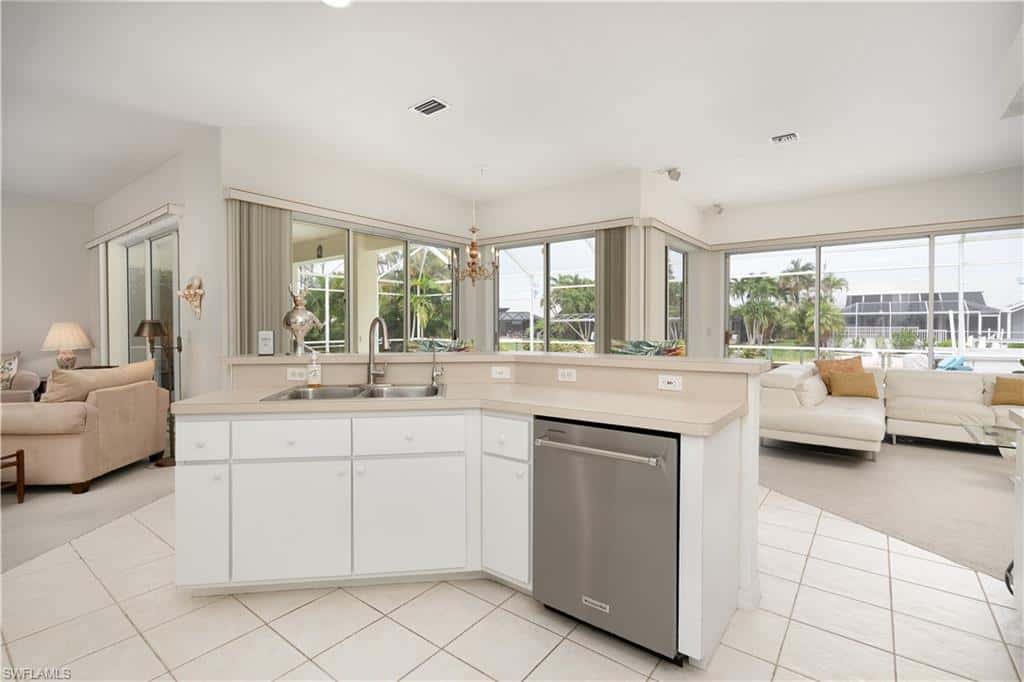4916 11th Pl, Cape Coral, photo 15