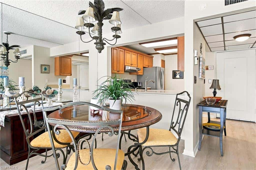1087 Forest Lakes Dr #302, Naples, photo 12