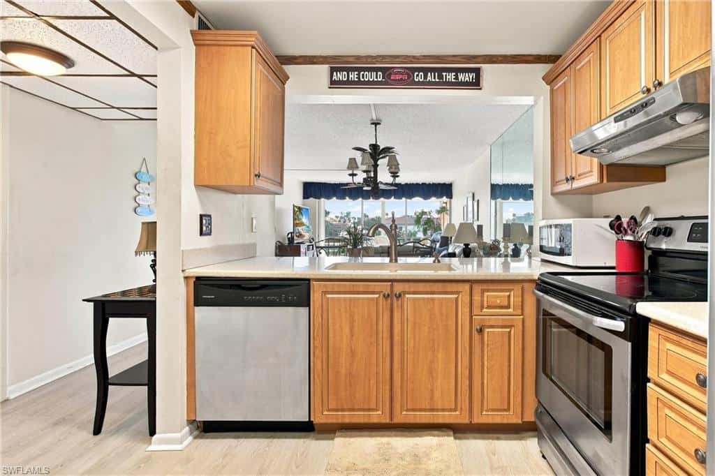 1087 Forest Lakes Dr #302, Naples, photo 9