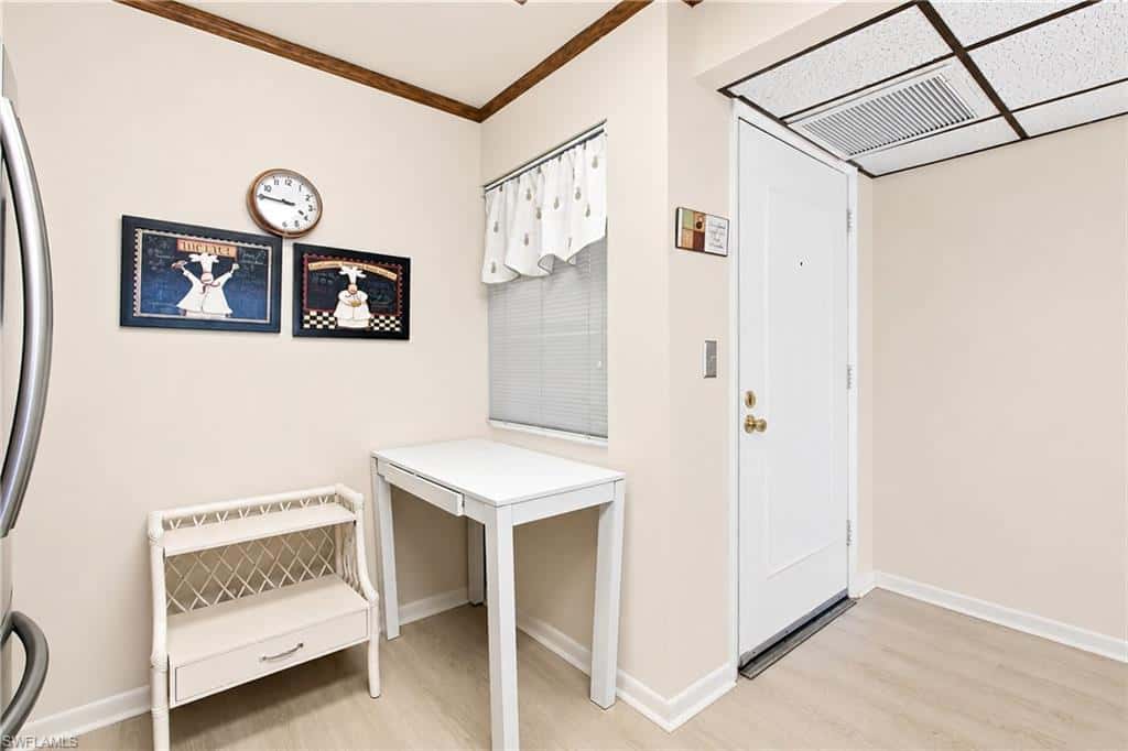 1087 Forest Lakes Dr #302, Naples, photo 10