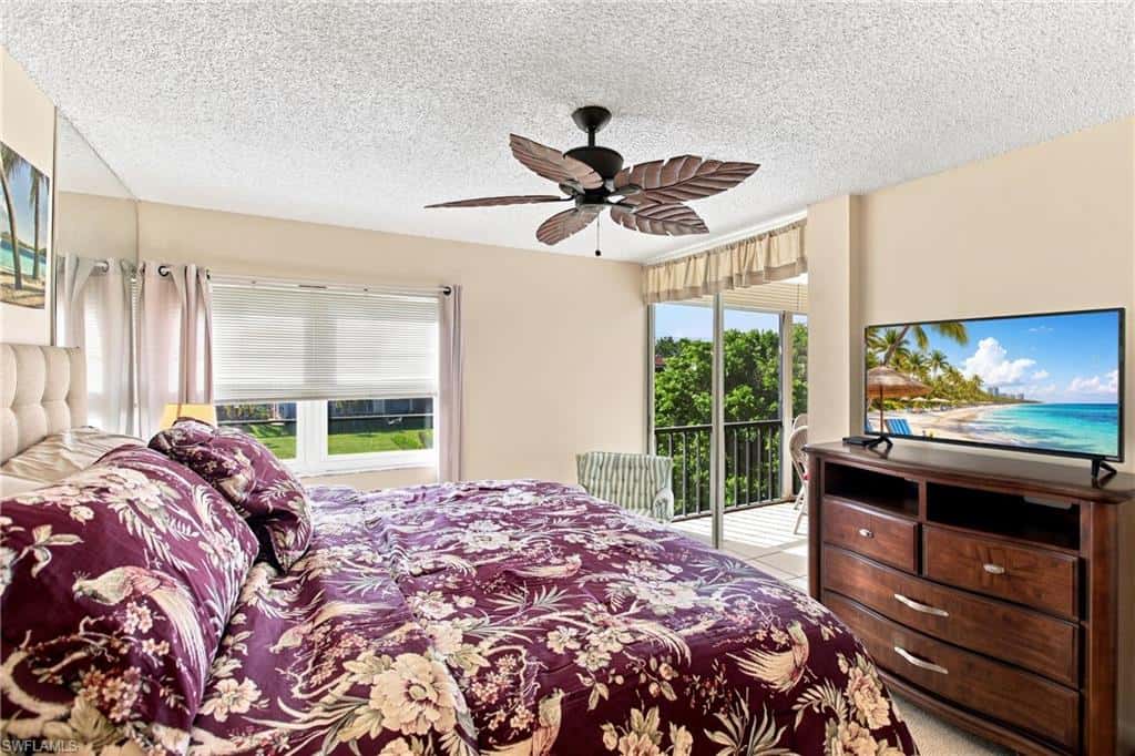 1087 Forest Lakes Dr #302, Naples, photo 19