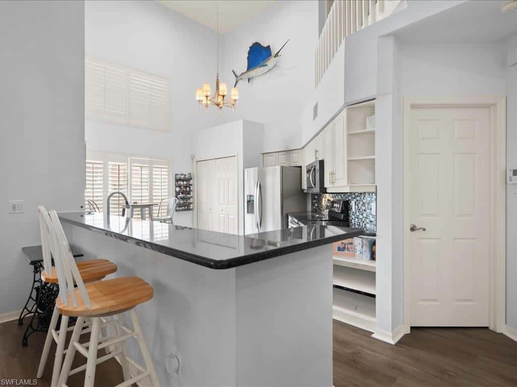 3570 Kent Dr, Naples, photo 5