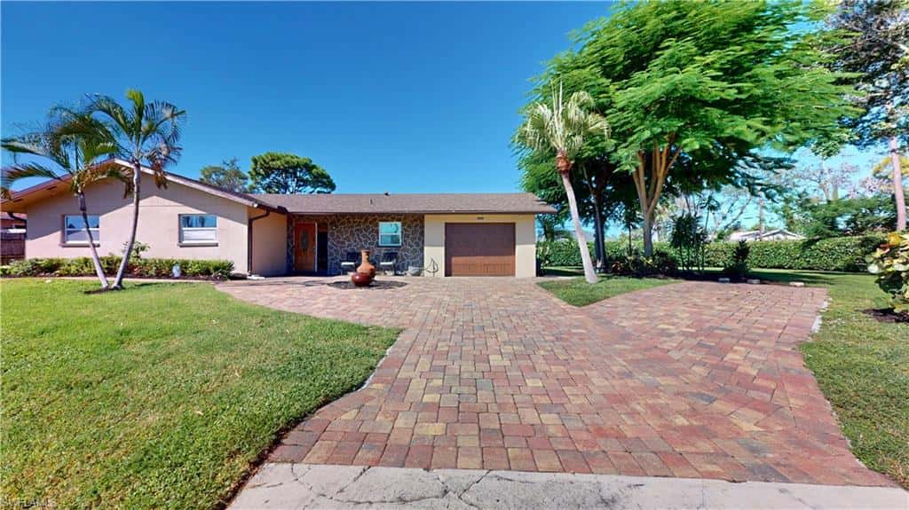 27514 Playa Del Rey Ln, Bonita Springs, photo 35