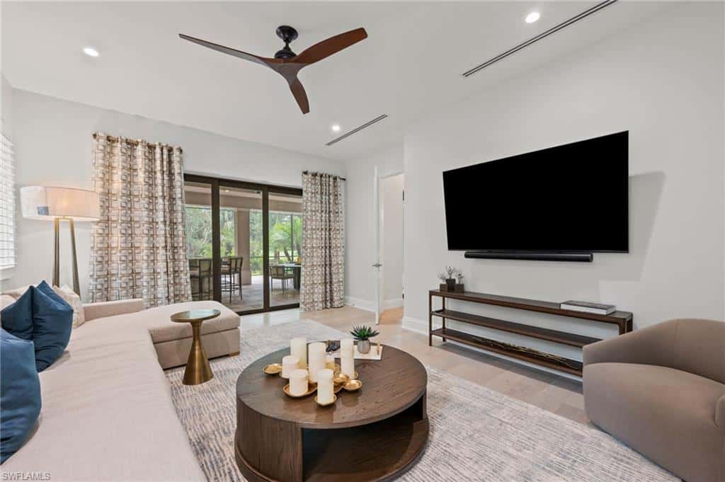 6641 Edgecumbe Dr, Naples, photo 27